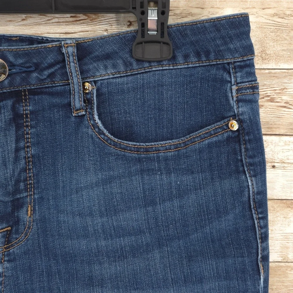 Seven7 shorts womens